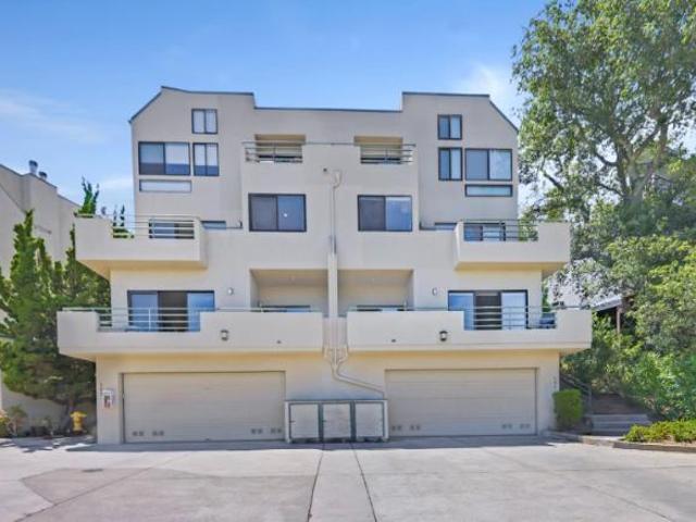 Condo for rent in San Carlos