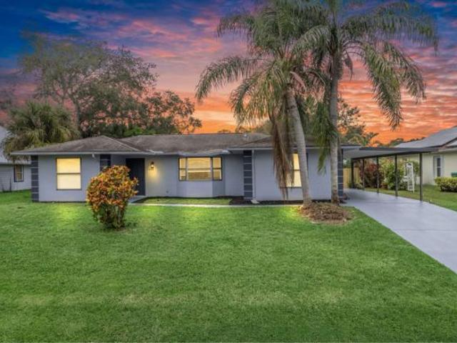 House for rent in Sebastian