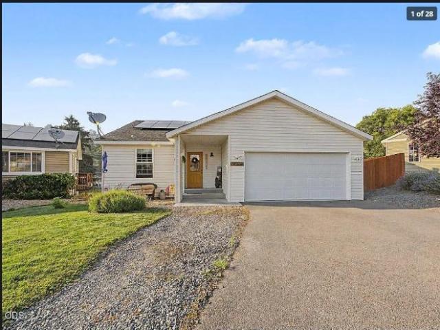 House for rent in Pacific Terrace, Klamath Falls