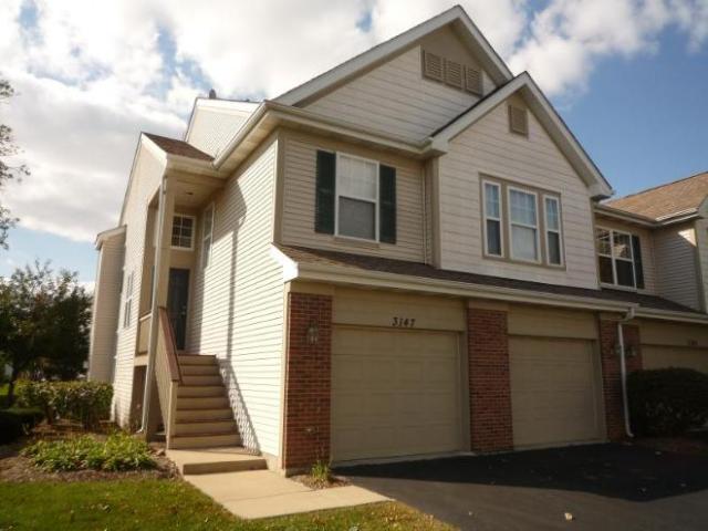 Townhouse for rent in Naperville