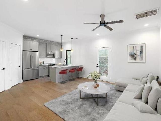 Townhouse for rent in Greenville