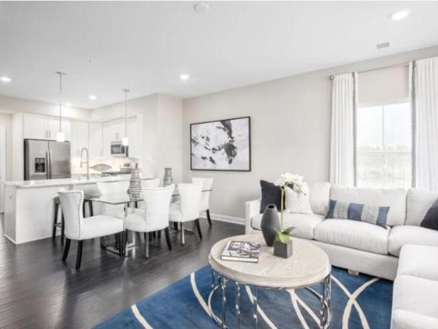Townhouse for rent in Chester