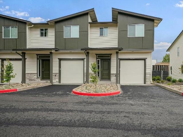 Townhouse for rent in Oregonia