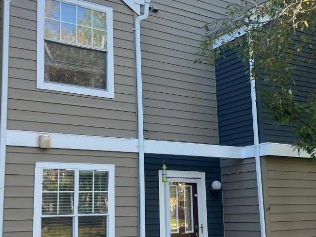 Townhouse for rent in Bridgewater, New Jersey