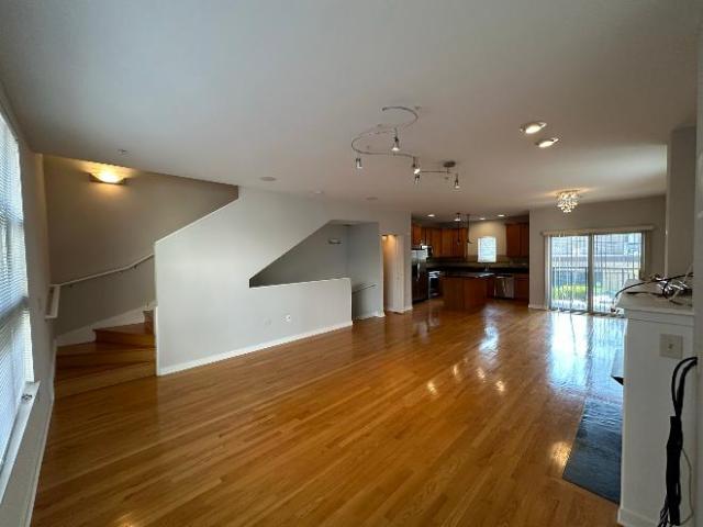 Townhouse for rent in Chicago