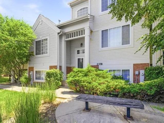 Townhouse for rent in Aurora, Illinois