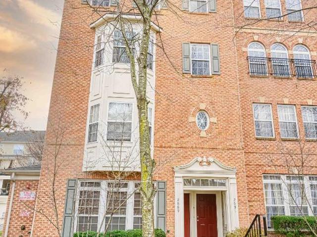 Townhouse for rent in Woodbridge, Prince William County