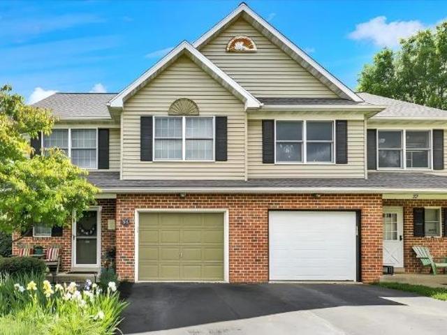 Townhouse for rent in Mountville, Pennsylvania