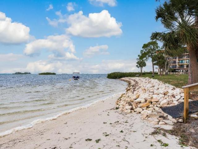 Townhouse for rent in Dunedin, Florida