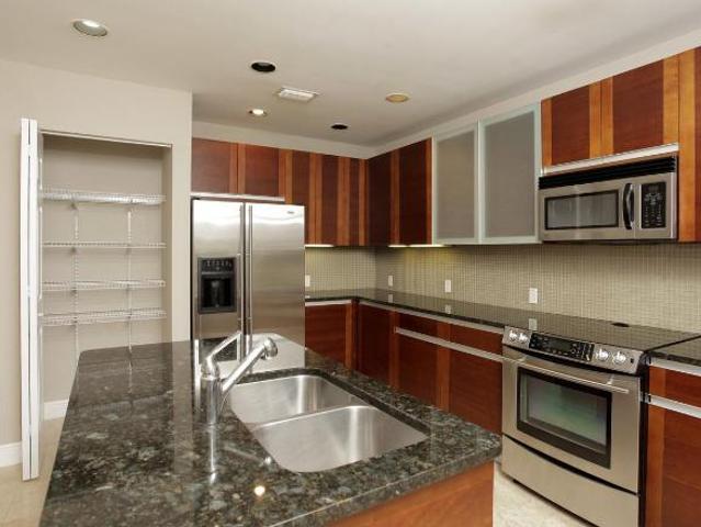 Townhouse for rent in Hollywood, Florida
