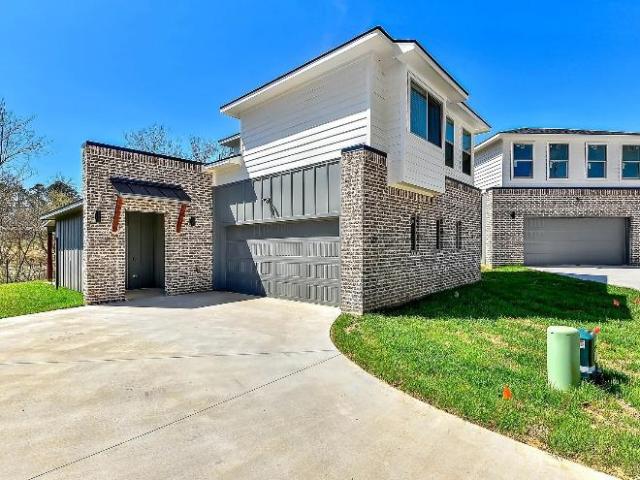 Townhouse for rent in Denison, Texas