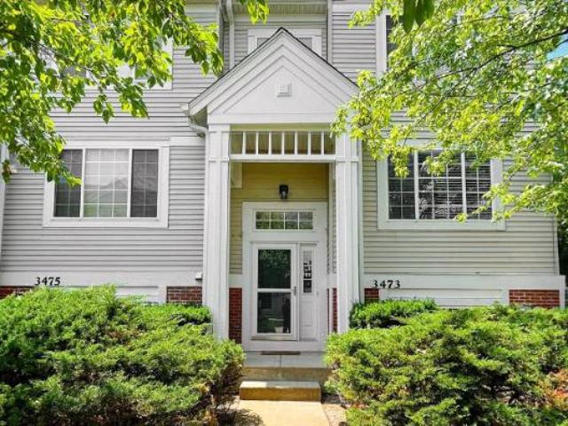 Townhouse for rent in Aurora