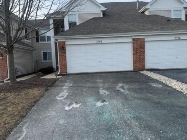 Townhouse for rent in Mchenry, Illinois