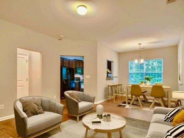 Townhouse for rent in Mecklenburg, North Carolina