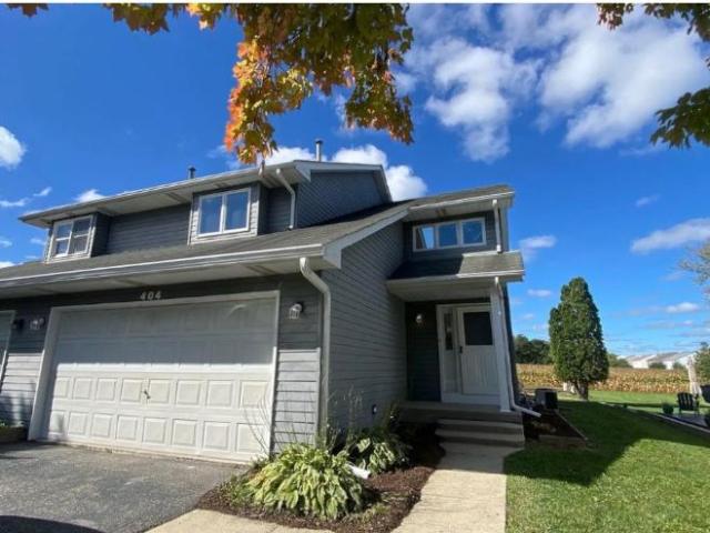 Townhouse for rent in Antioch, Illinois