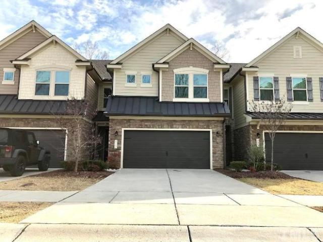 Townhouse for rent in Cary
