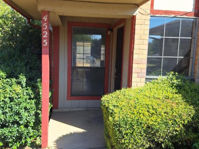 Townhouse for rent in Fort Worth, Texas