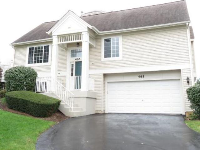 Townhouse for rent in Mchenry, Illinois