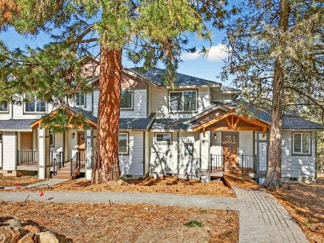 Townhouse for rent in Oregonia