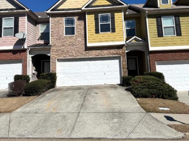 Townhouse for rent in Lawrenceville