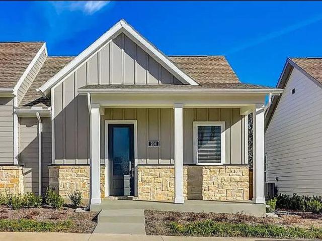 Townhouse for rent in Hurst, Tarrant County