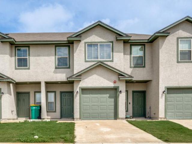 Townhouse for rent in San Antonio