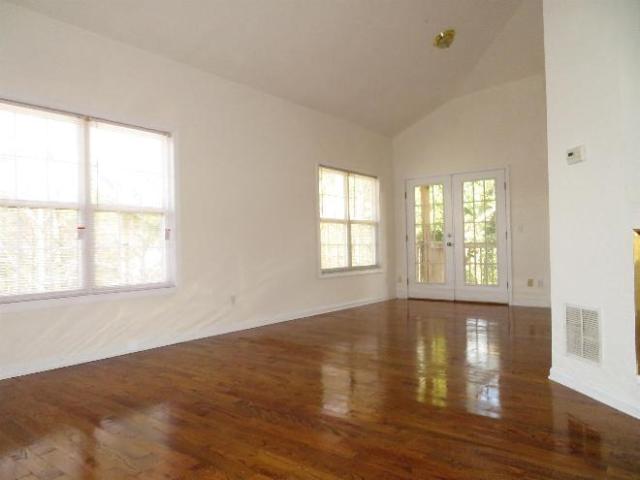 Townhouse for rent in Johns Creek