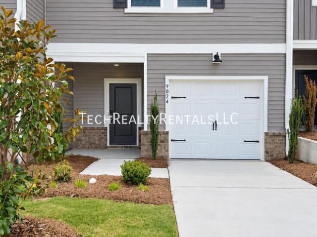 Townhouse for rent in Mecklenburg, North Carolina