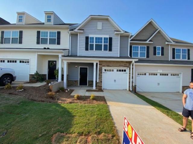 Townhouse for rent in Mebane, North Carolina