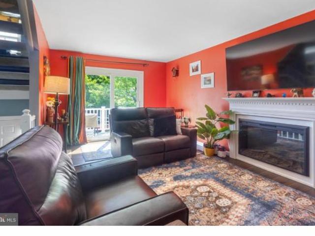 Townhouse for rent in Burke