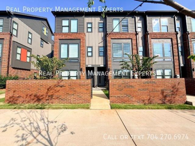 Townhouse for rent in Mecklenburg, North Carolina
