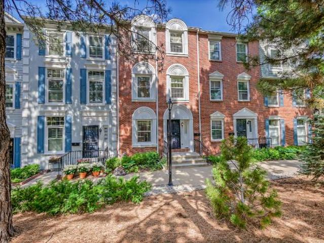 Townhouse for rent in Denver