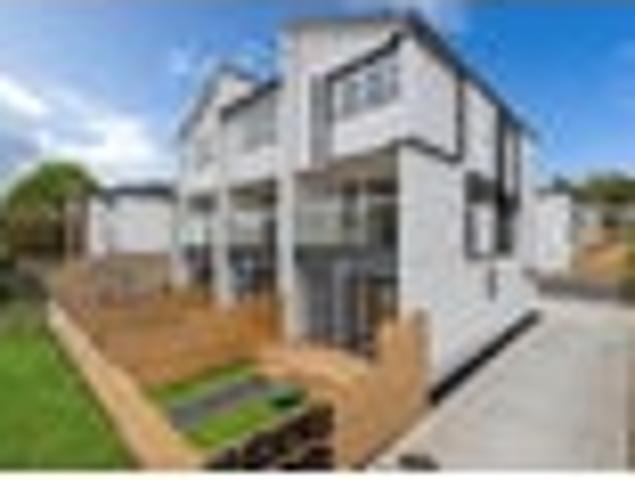 Townhouse for sale in Green Bay