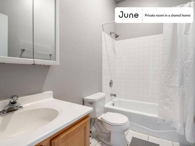 Room for rent in Chicago Park, Illinois