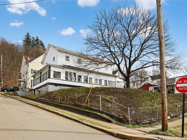 House for sale in Bradford, Pennsylvania