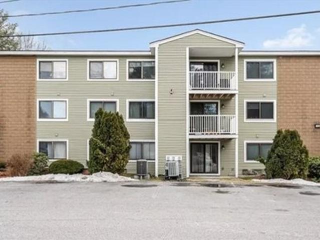 Condo for sale in Tyngsboro, Massachusetts