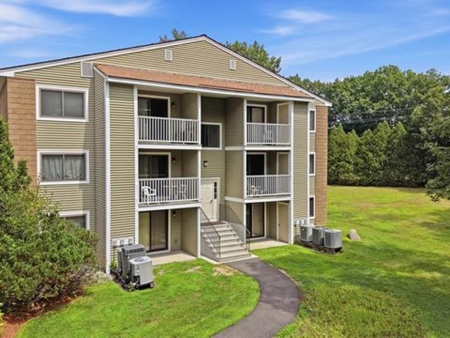 Condo for sale in Tyngsborough, Middlesex County