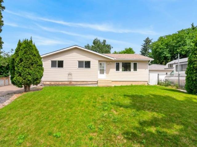 House for sale in Spruce Grove, Alberta