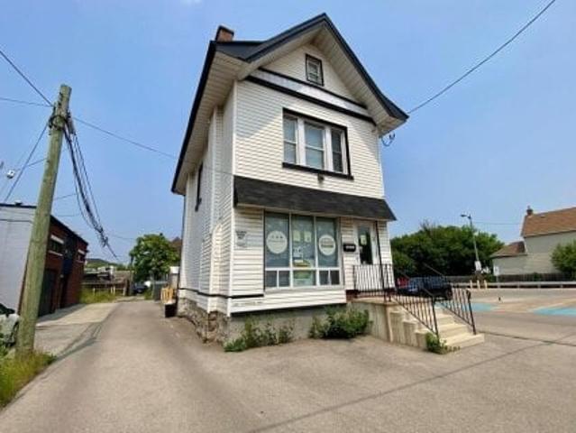 Property for sale in Ancaster, Ontario