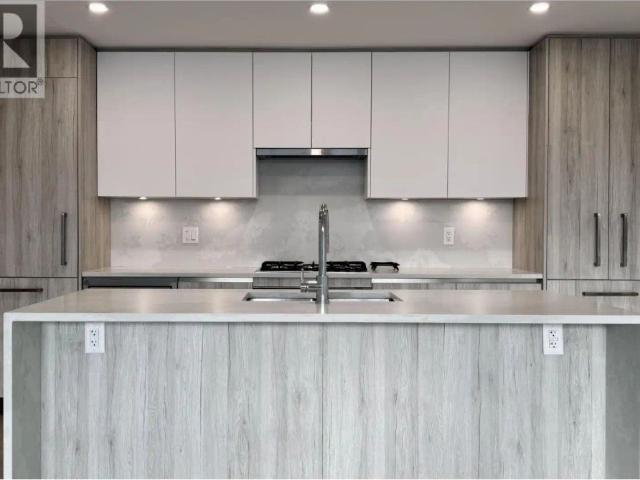 Apartment for rent in Park Royal, West Vancouver