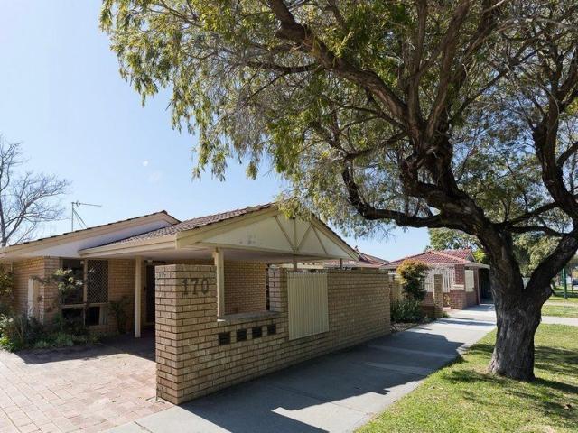 Villa for sale in Cambridge, Western Australia