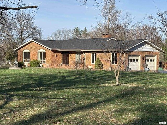 House for sale in Murphysboro, Illinois