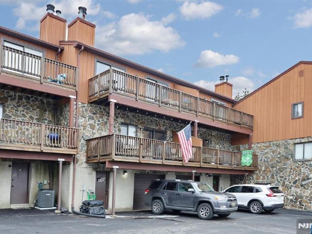 Townhouse for sale in Passaic, New Jersey