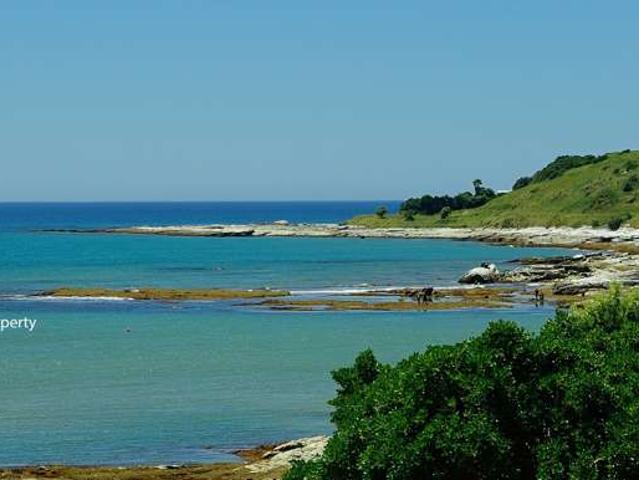 Land for sale in Mahia