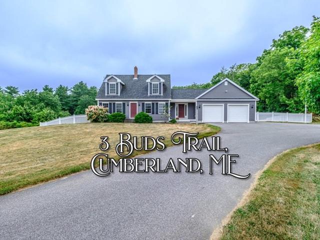 House for sale in Cumberland Center, Maine