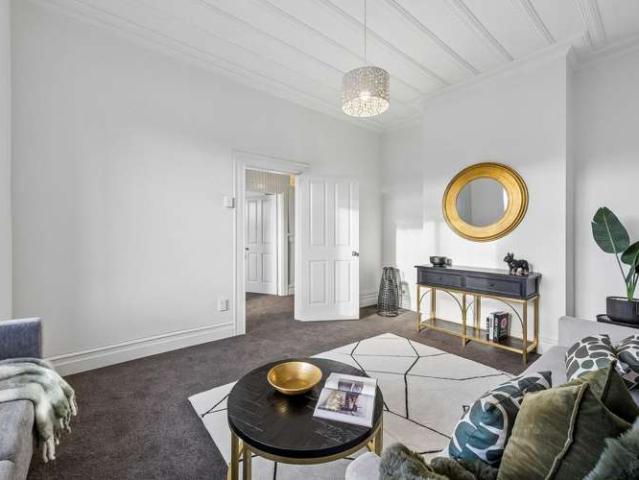 House for sale in Otakou
