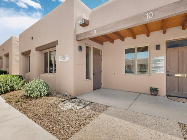 House for sale in Santa Fe, New Mexico