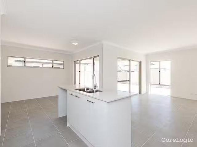 House for rent in Caversham, Western Australia