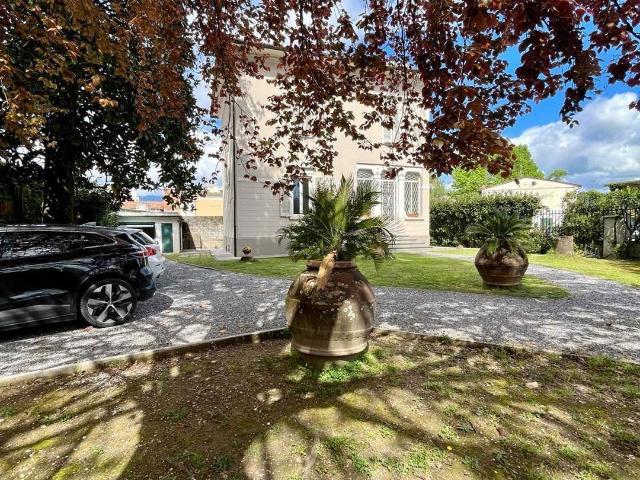 Casa in vendita a Monte San Quirico, Lucca