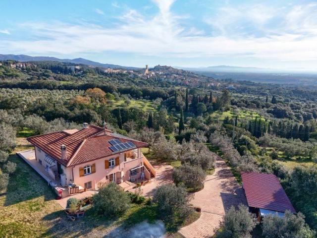 Casa in vendita a Rosignano Marittimo, Toscana